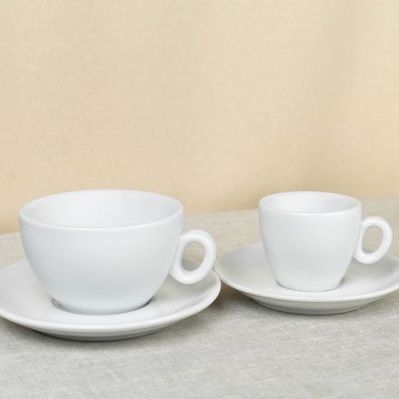 Alba coffee cup in white porcelain