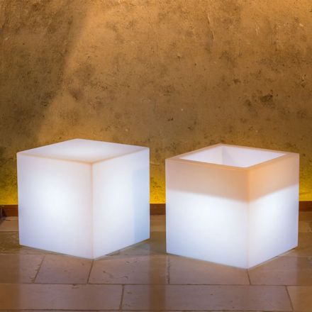 Cube  Bright vase