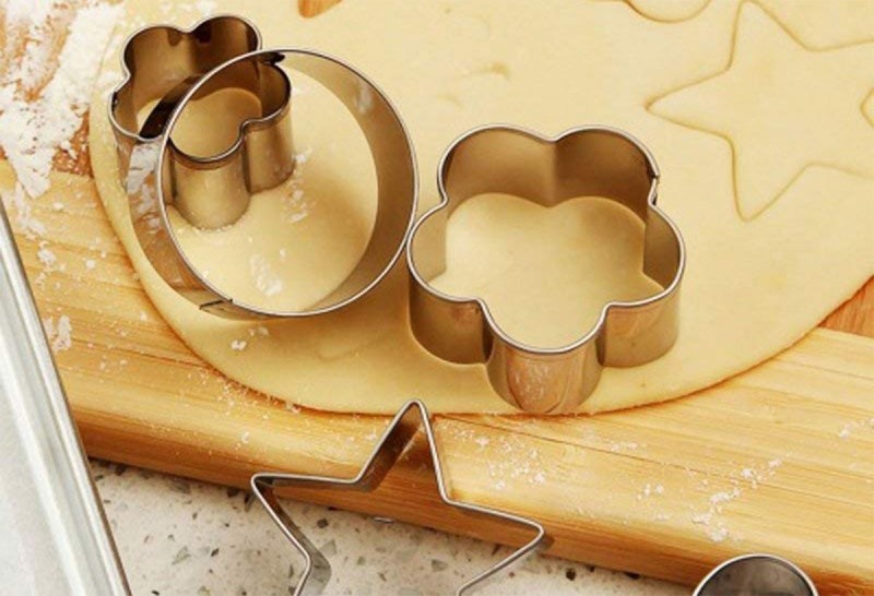 Pastry cutter