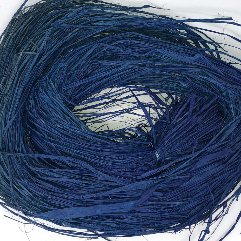 Gr. 180/200 Night blue extra raphia bunch