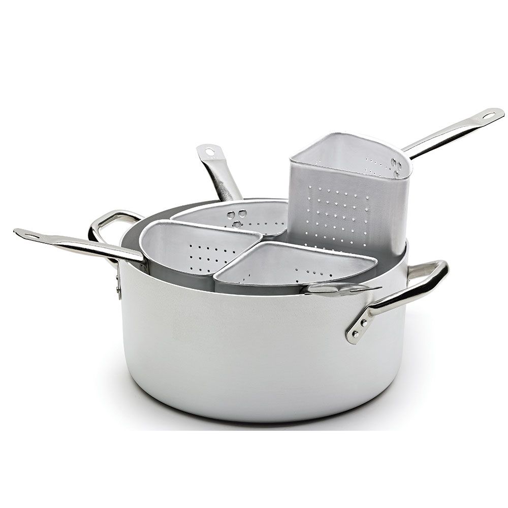 Pot with 4 colanders