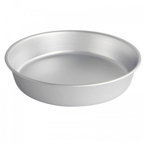 Conical cake pan with rim